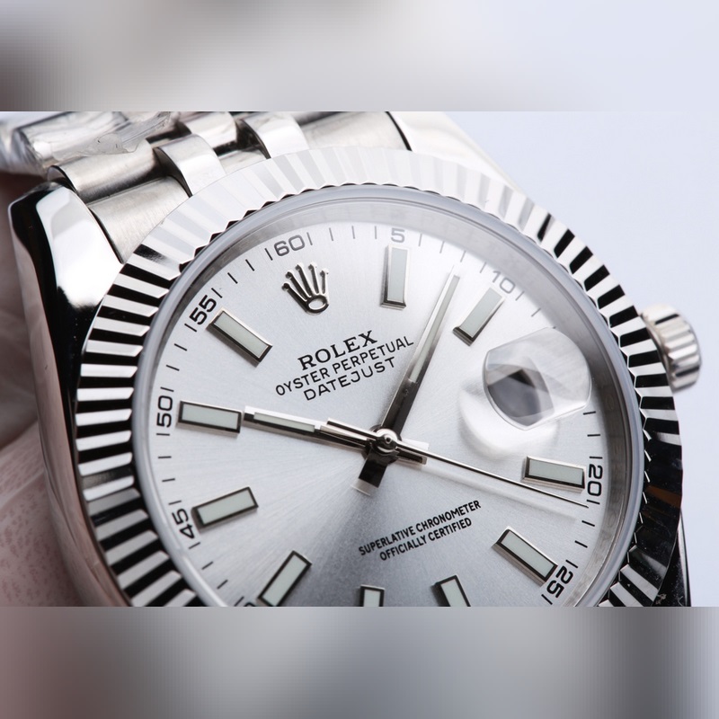 Rolex Oyster Perpetual Datejust 41mm Timeless Elegance-2