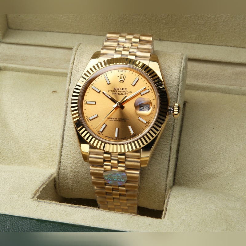 Rolex 126333 Oyster Perpetual Datejust 41mm Superlative Five-Link Bracelet-3