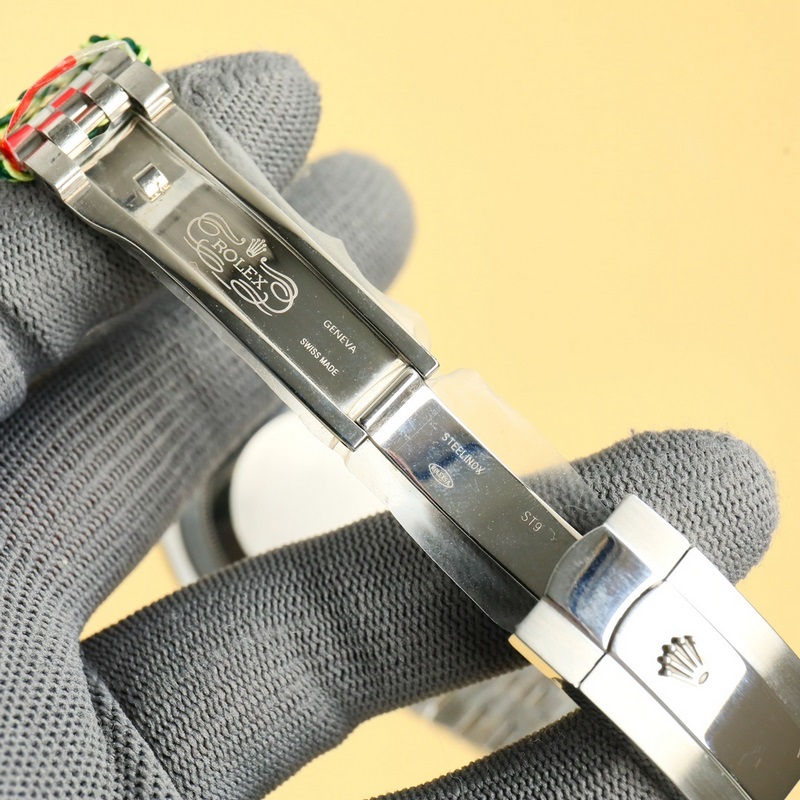 Rolex Datejust Dragon Year Edition with Unique Design and Quality Details-6