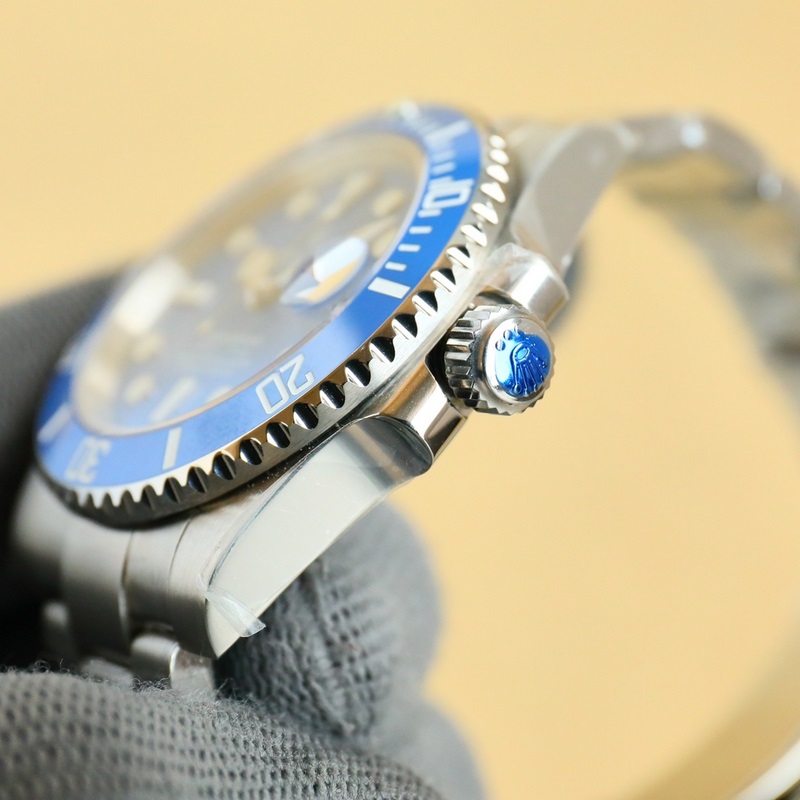 Rolex Submariner 116610LV Green Dial Premium Quality Dive Replica Watch-4