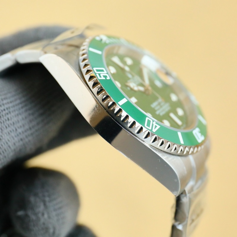 Rolex Submariner 3135 v11 Green Dial 116610LV Quality Model-4