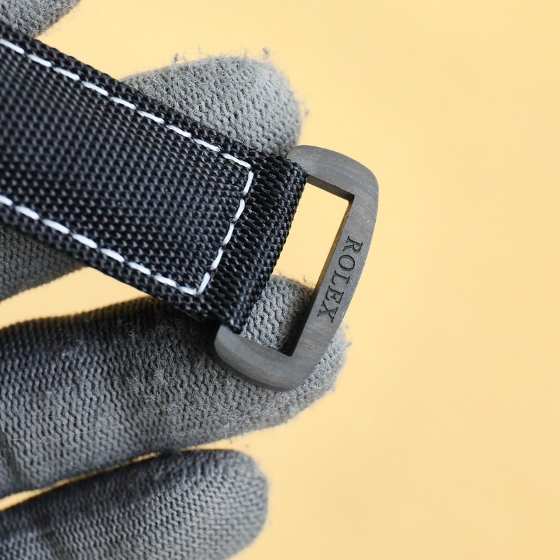 Rolex Daytona Carbon Fiber Custom Edition Lightweight Luxury Replica Watch-7